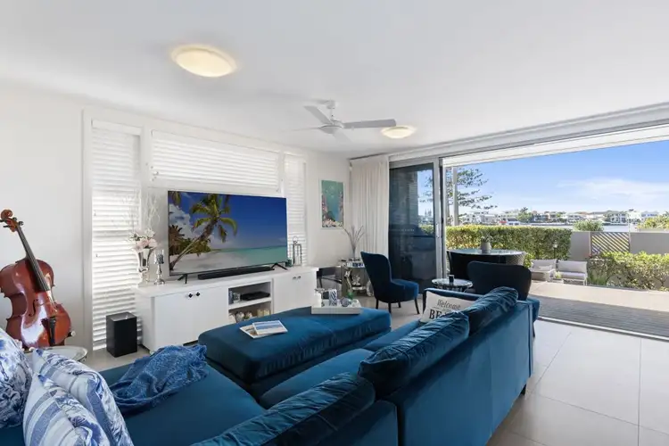 Fifth view of Homely house listing, 1/96 The Esplanade, Paradise Point QLD 4216
