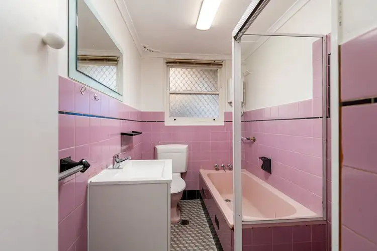Fourth view of Homely apartment listing, 2/48 Seaview Street, Cronulla NSW 2230