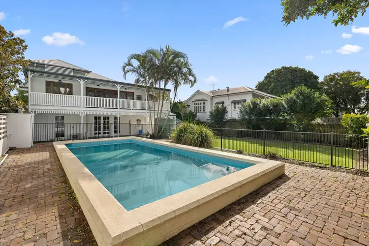 11 Dora Street, Hendra QLD 4011