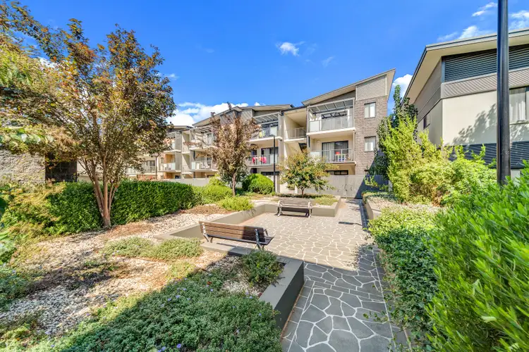37/82 Henry Kendall Street, Franklin ACT 2913