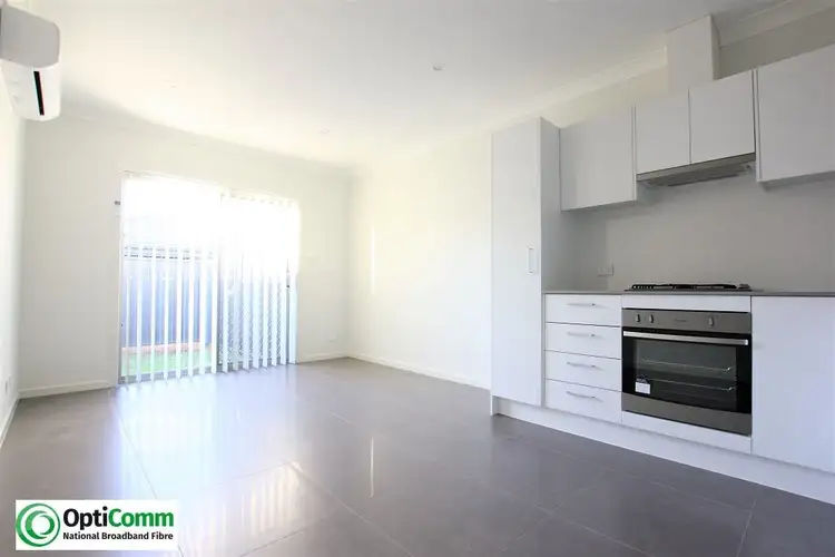 6B Rixon Street, Oran Park NSW 2570