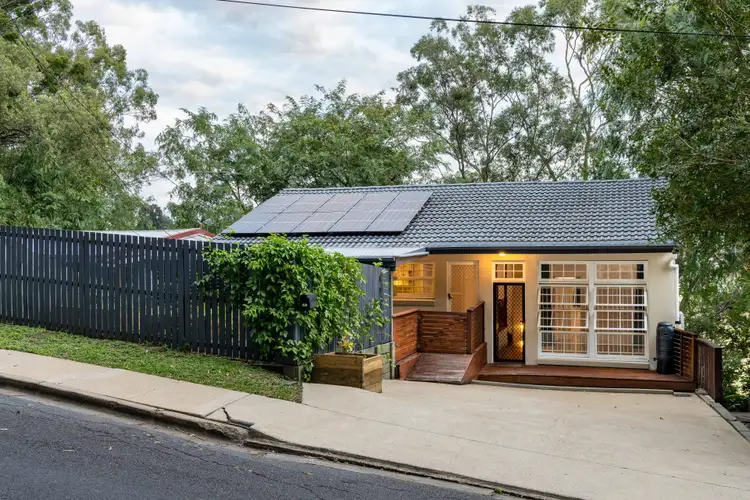 68 Blackheath Road, Oxley QLD 4075