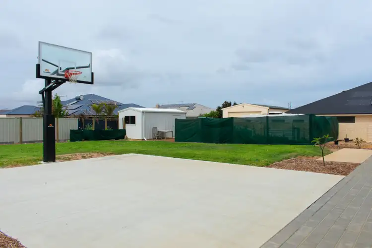 Fourth view of Homely house listing, 15 Surfside Terrace, Glenfield WA 6532