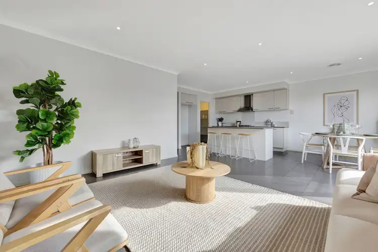 20 Brookfield Boulevard, Craigieburn VIC 3064