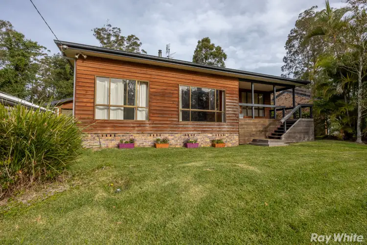 16 Keith Crescent, Smiths Lake NSW 2428