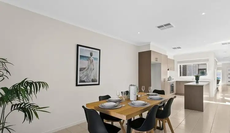 Fourth view of Homely house listing, 1/7 Assumption Close, Truganina VIC 3029