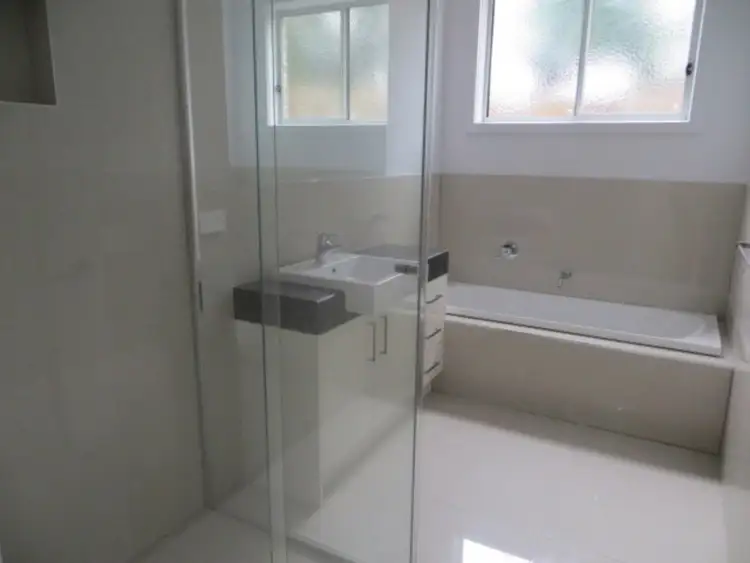 Fourth view of Homely unit listing, 2/5 Clunies Ross Crescent, Mulgrave VIC 3170