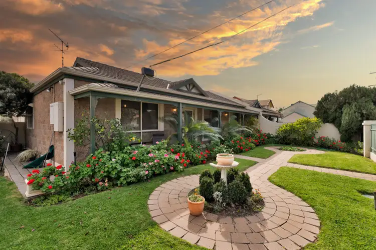 Second view of Homely house listing, 2/9 Langtree Parade, Mildura VIC 3500