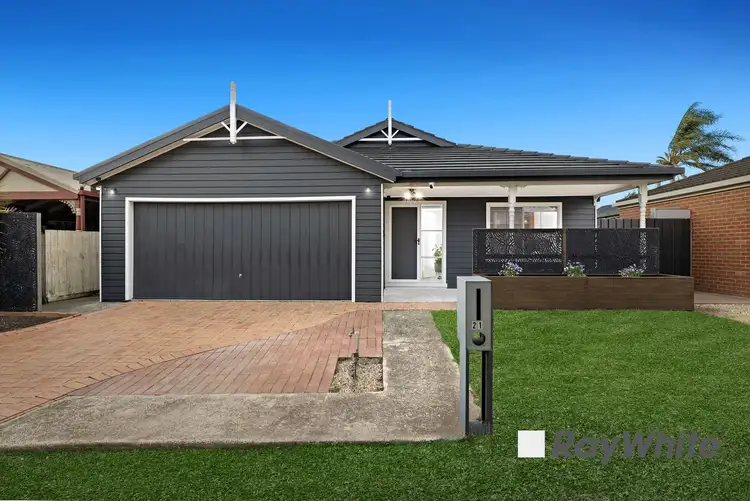 21 The Retreat, Hampton Park VIC 3976