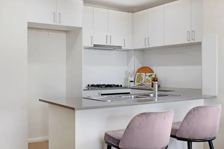 3/1 Browne Parade, Warwick Farm NSW 2170