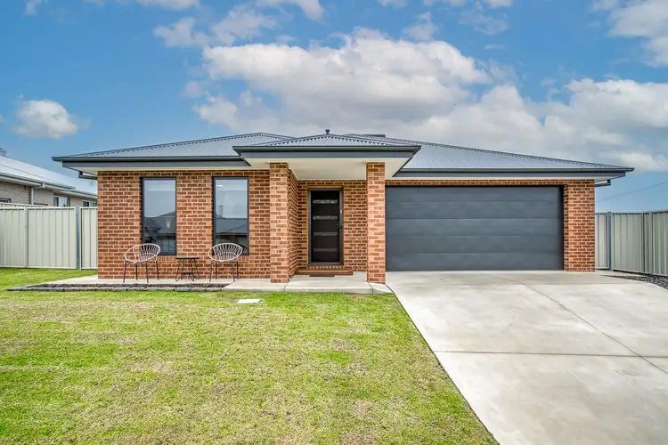 10 Jackeroo Circuit, Thurgoona NSW 2640