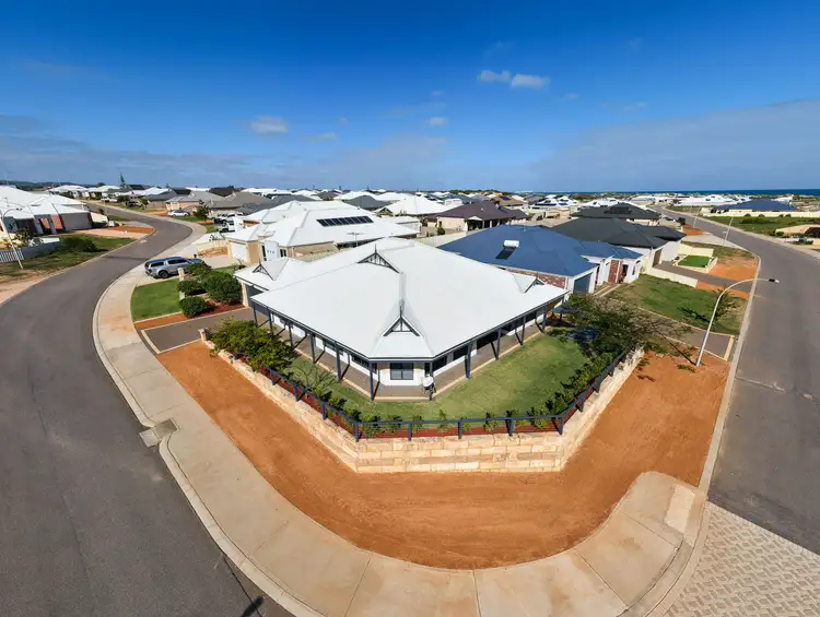 Third view of Homely house listing, 6 Neptune Corner, Glenfield WA 6532