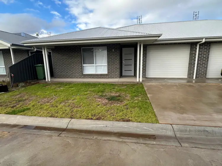 7/36 Lady Mary Drive, West Wyalong NSW 2671