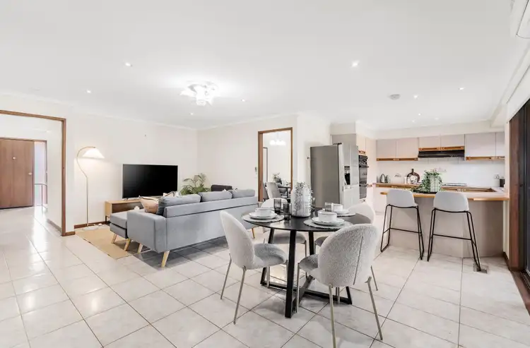 Fourth view of Homely house listing, 12 Stradella Close, Mill Park VIC 3082