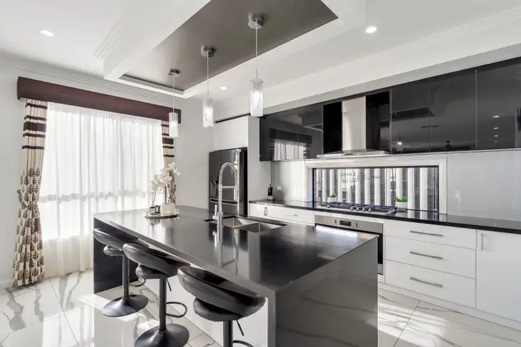 Seventh view of Homely house listing, 56 Kangaroo Road, Craigieburn VIC 3064