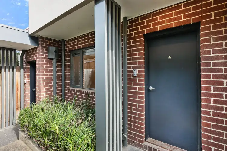 9/450 Doncaster Road, Doncaster VIC 3108