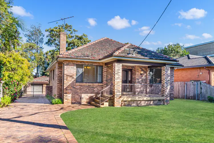 43 Cecil Avenue