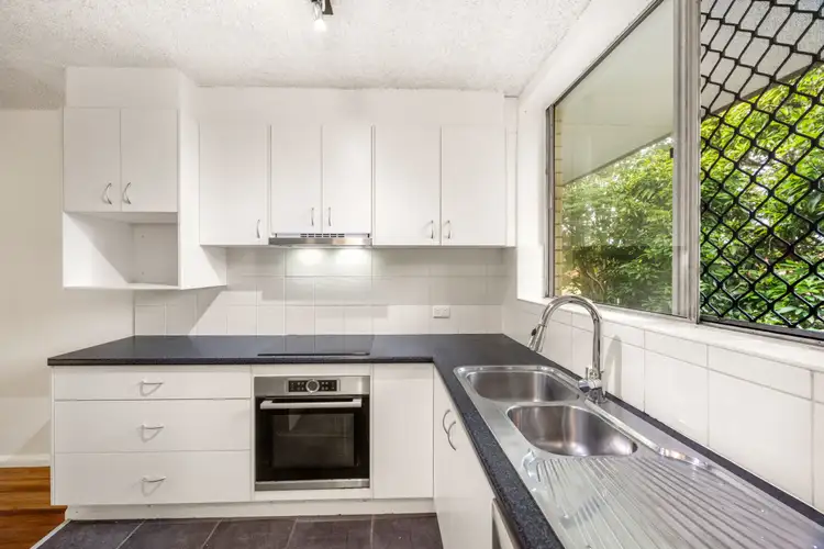 1/51 Gustavson Street, Annerley QLD 4103