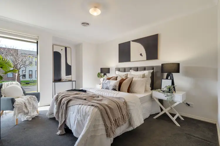 Second view of Homely house listing, 7 Landsdowne Avenue, Mickleham VIC 3064