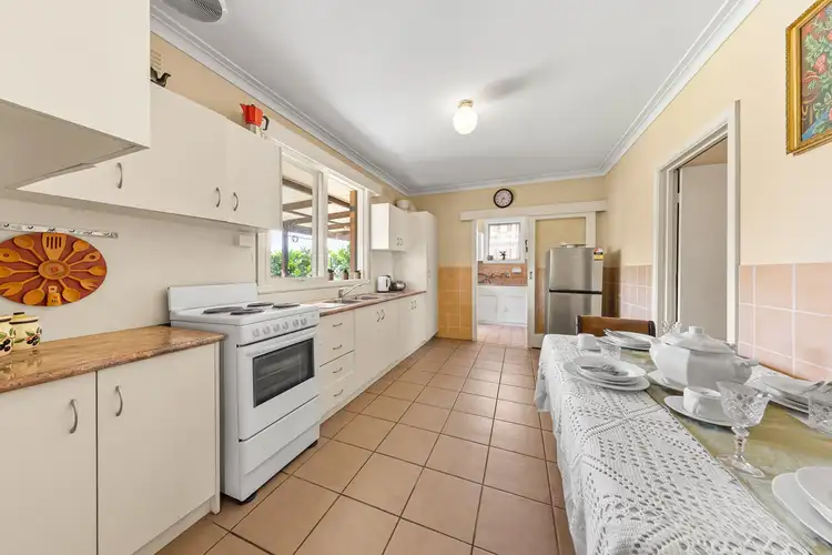Fourth view of Homely house listing, 8 Mark Street, St Albans VIC 3021