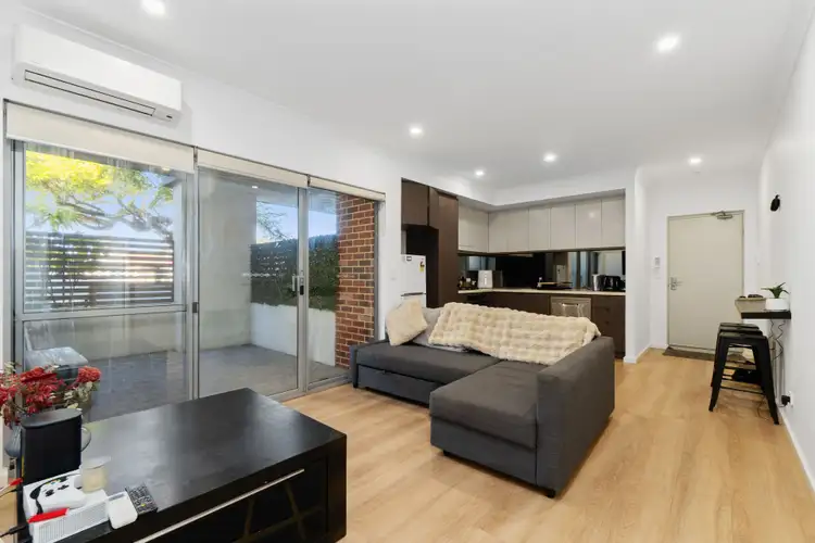 1/52 Odin Road, Innaloo WA 6018