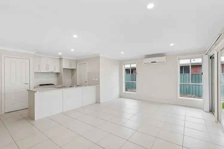 Fourth view of Homely house listing, 12 Pfitzner Close, Murray Bridge SA 5253