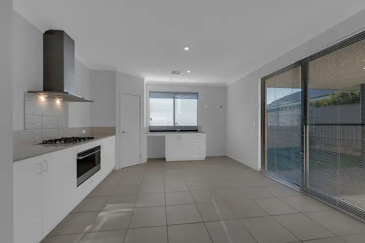Fifth view of Homely house listing, 6 Yorkshire Way, Baldivis WA 6171