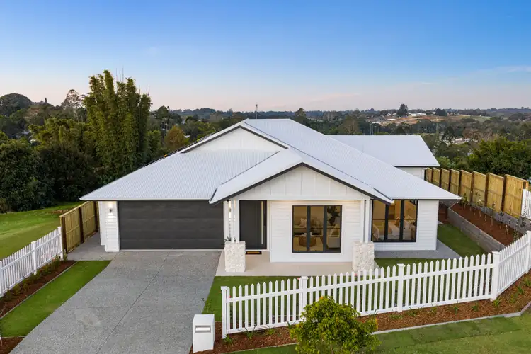 29 Laurel Street, Maleny QLD 4552