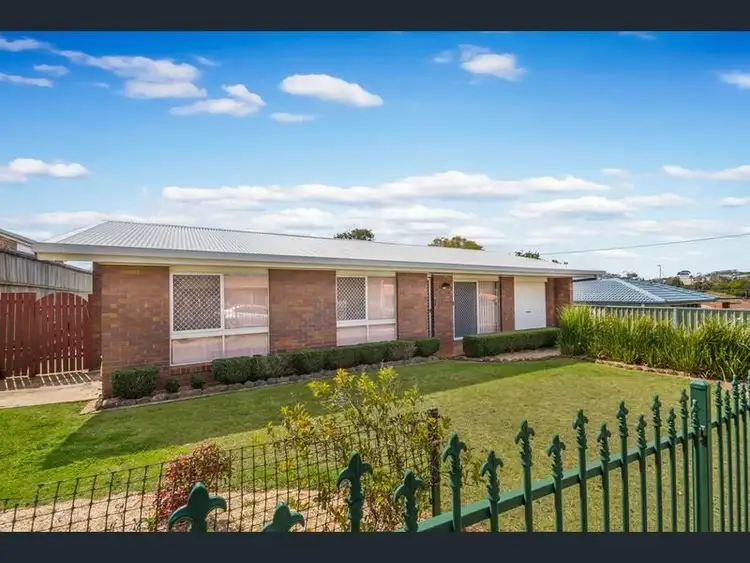 13 Kratzmann Court, Kearneys Spring QLD 4350