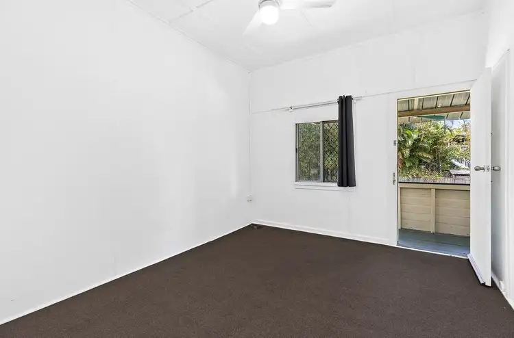 Fourth view of Homely house listing, 2/28 Ashbolt Street, Wooloowin QLD 4030