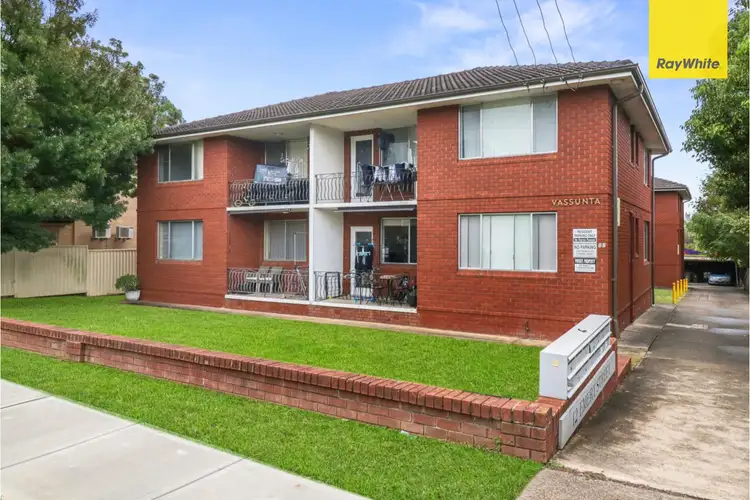 2/12 Emert Street, Wentworthville NSW 2145