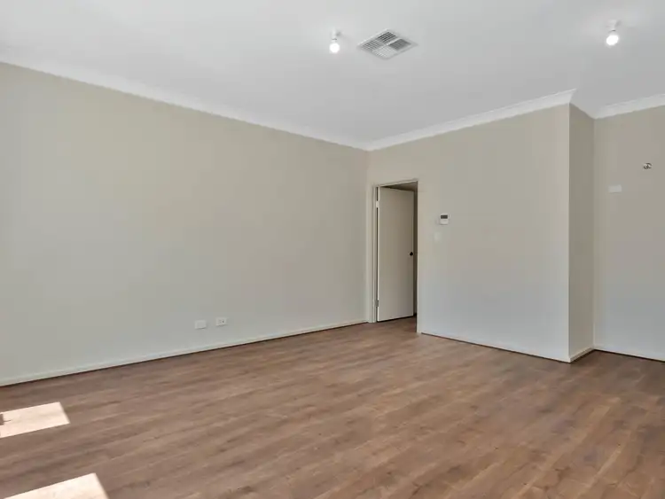 Second view of Homely house listing, 4/33 Wyong Crescent, Andrews Farm SA 5114
