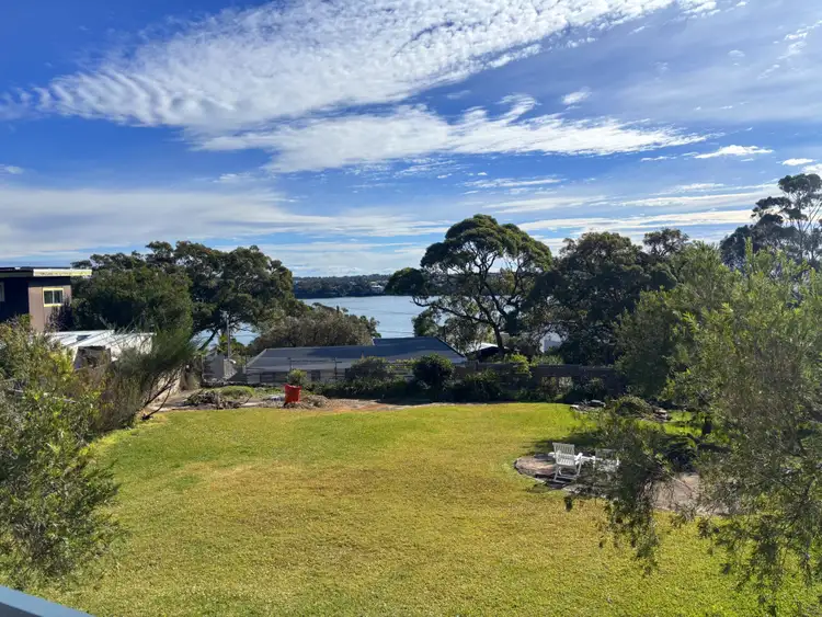 17 Baker Street, Bundeena NSW 2230