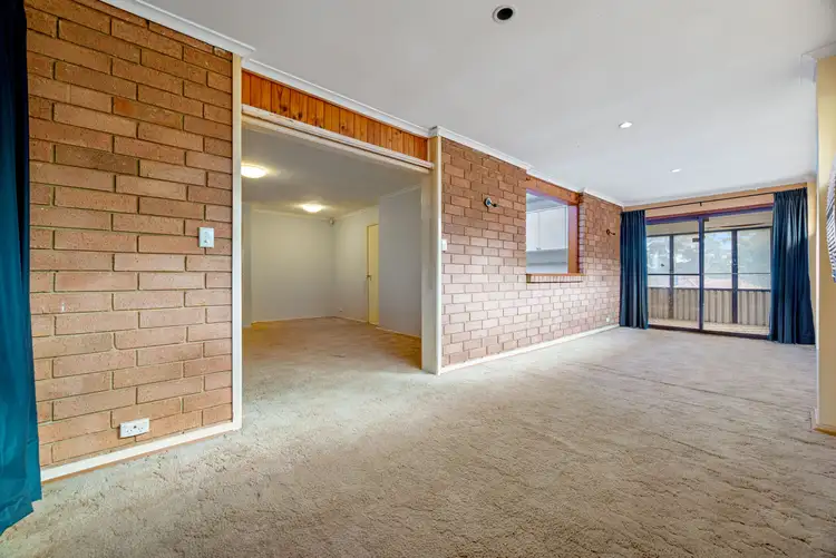 Fifth view of Homely house listing, 21 Aminya Crescent, Bradbury NSW 2560