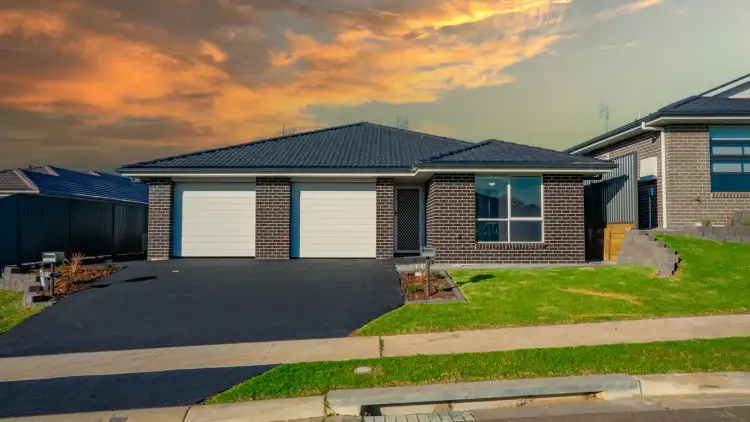 Main view of Homely house listing, 2/24 Bangalay Circuit, Heddon Greta NSW 2321