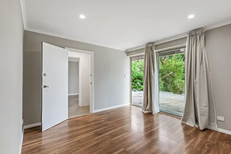 29 Deepdene Avenue, Bellevue Heights SA 5050