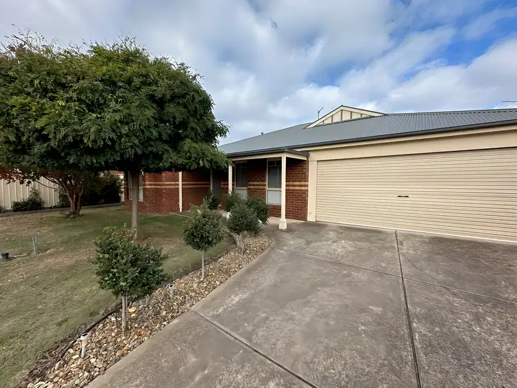 8 Smith Street, Grovedale VIC 3216