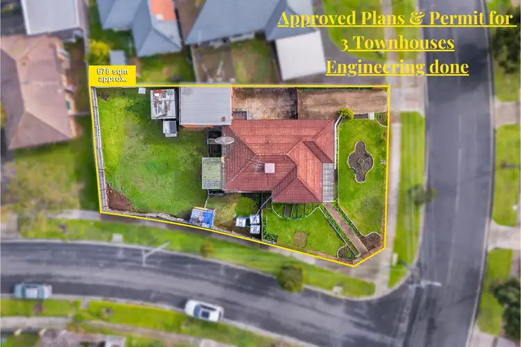 2 Huntly Court
