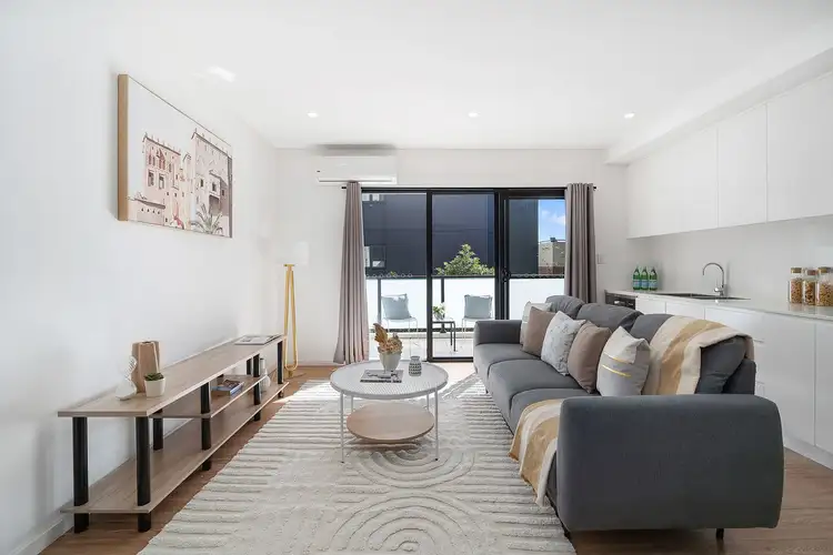 2A Cooks Avenue