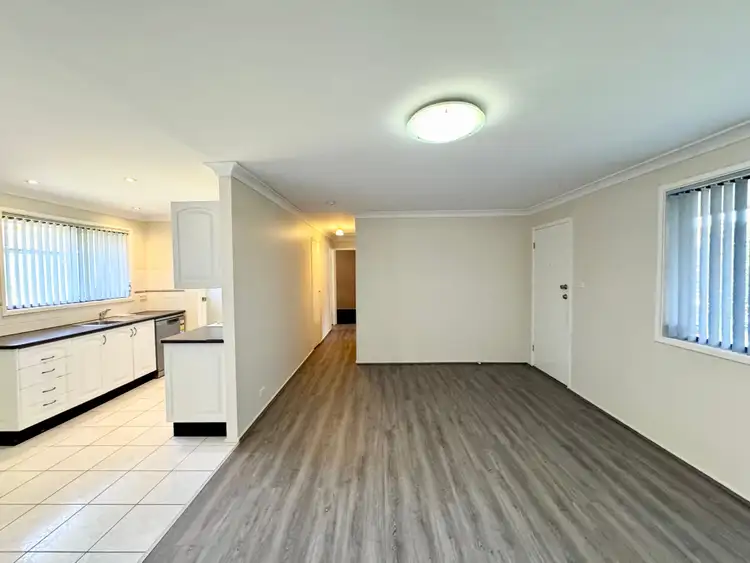 Main view of Homely house listing, 10 Grange Crescent, Cambridge Gardens NSW 2747