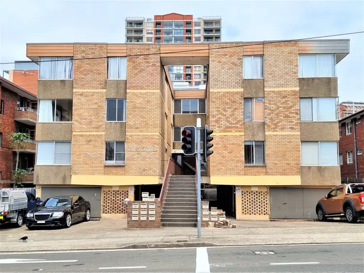 2/39 The Avenue, Hurstville NSW 2220