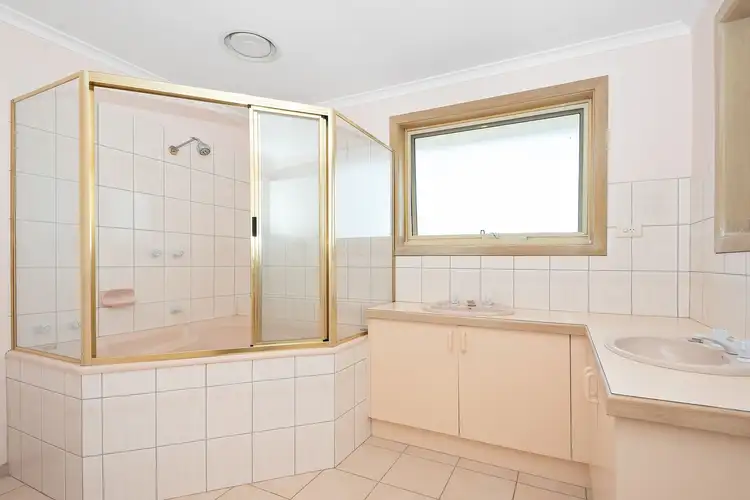 Fifth view of Homely house listing, 8 Kilpara Court, Mornington VIC 3931
