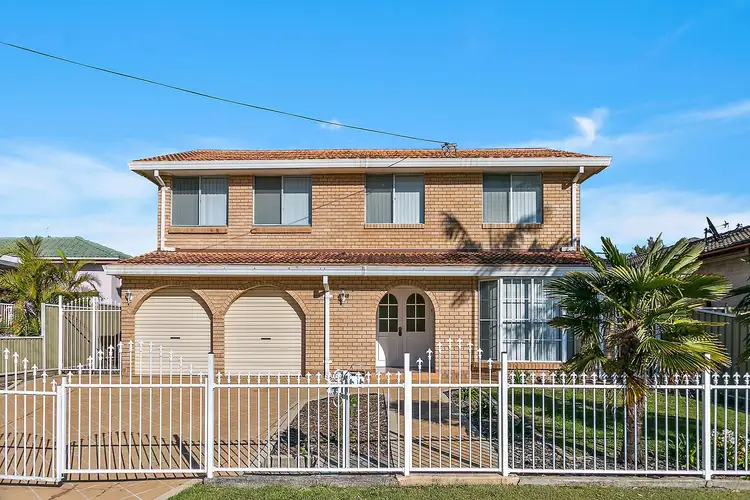 48 Captain Cook Drive