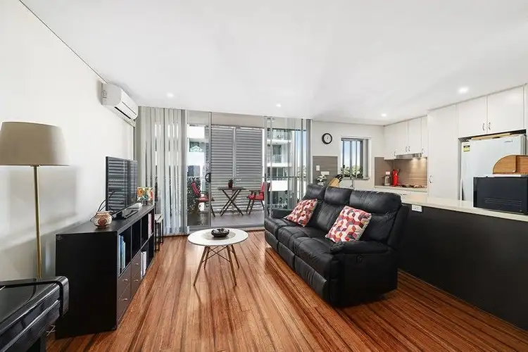 30/4 Charles Street, Canterbury NSW 2193