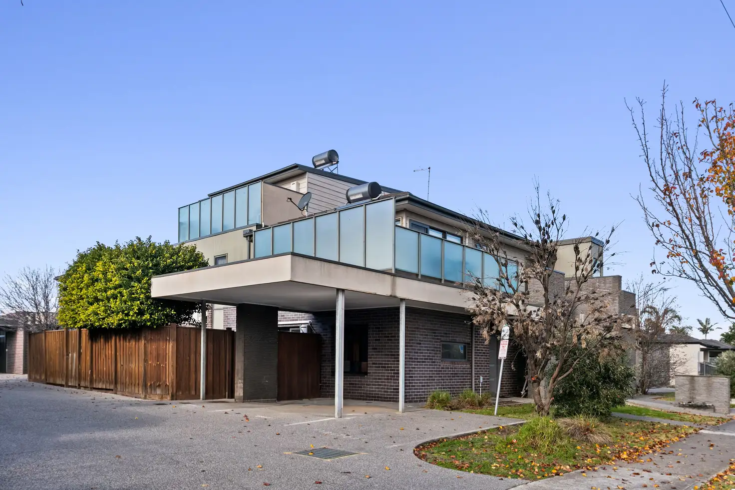 Main view of Homely unit listing, 2/185 Millers Road, Altona North VIC 3025