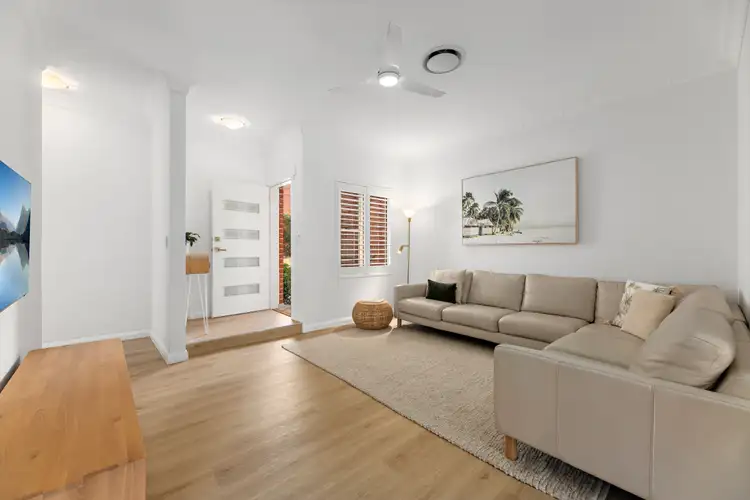 Fifth view of Homely villa listing, 4/86 Caringbah Road, Caringbah South NSW 2229