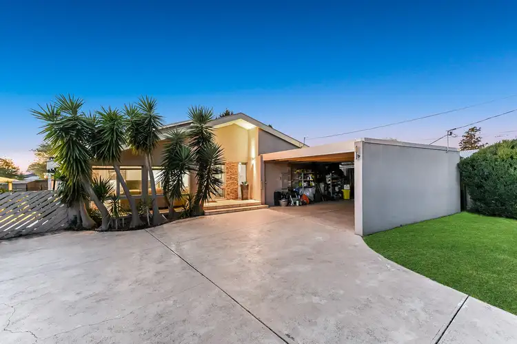 13 Murray Court, Cranbourne VIC 3977