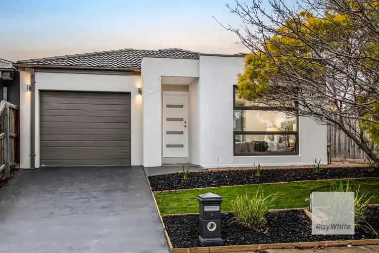 2 Devonport Court, Taylors Hill VIC 3037