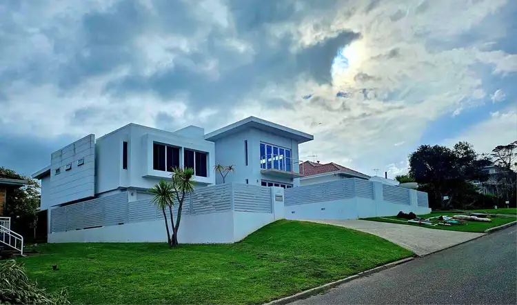 29 Mcleod Street
