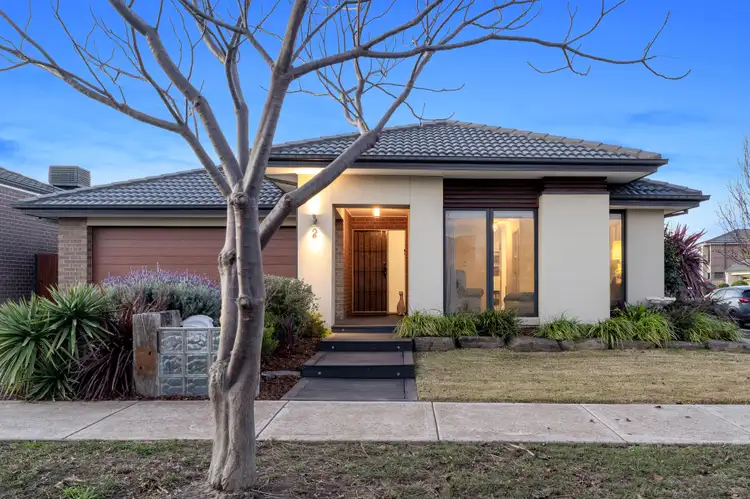 2 Bendigo Street, Mickleham VIC 3064